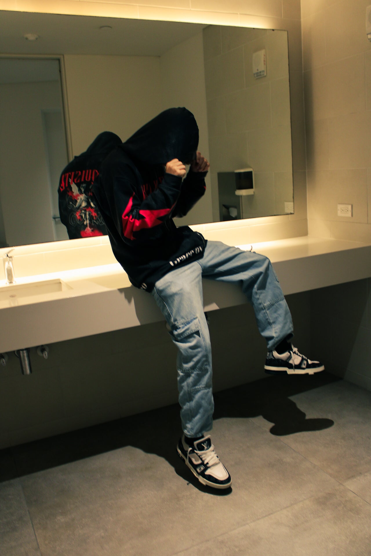 ZIONIC Hoodie – EXQUISITE (ZIP)